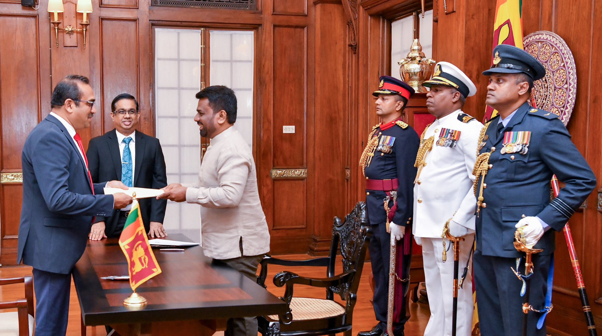 In line with the 2026 Budget and under the Cabinet reshuffle carried out to accelerate and enhance the efficiency of the government’s development objectives, three Cabinet Ministers and ten Deputy Ministers took their oaths before me this morning (10) at the Presidential Secretariat.