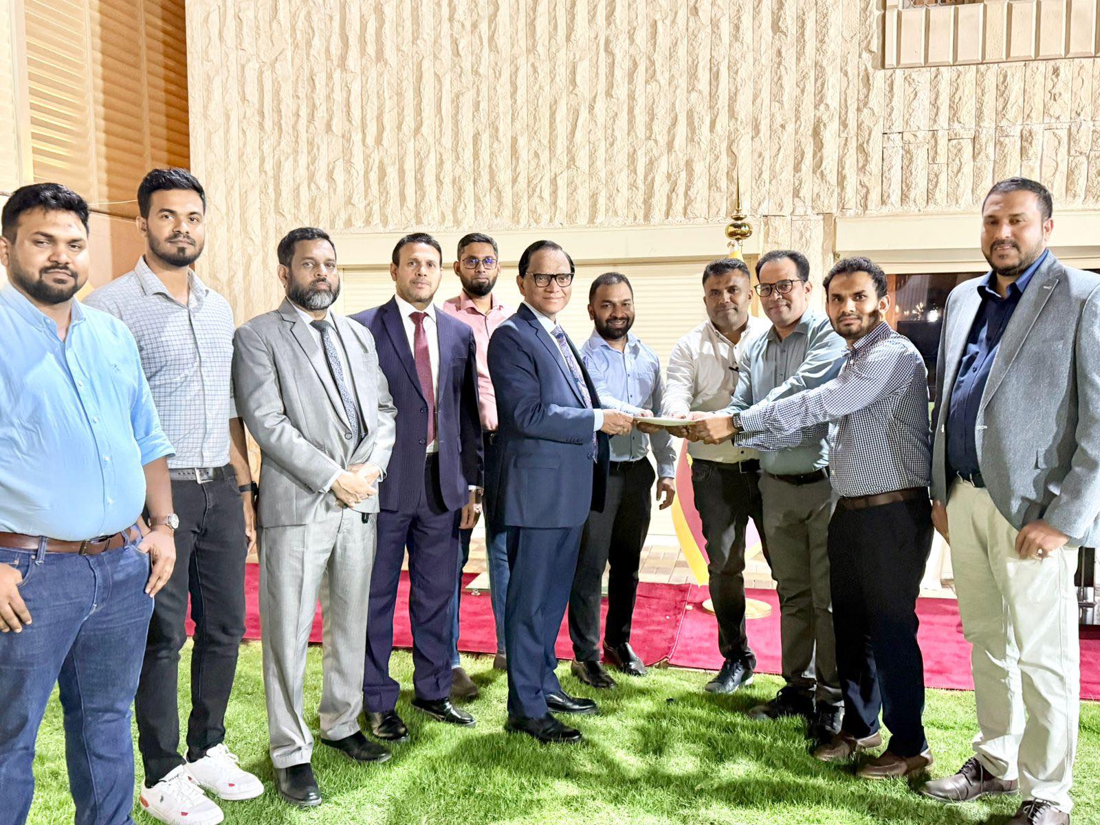 Riyadh-based Kalmunai–Sainthamaruthu Community Donates Funds to Post-Ditwah Relief Operations