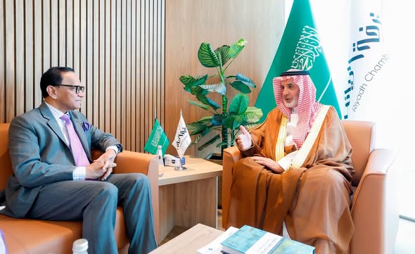 Sri Lanka Ambassador Invites Riyadh Chamber to Participate in “Sri Lanka Expo 2027” – photograph/notice 1